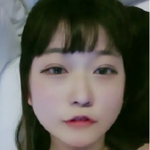韩国超精选女神男友自拍展示蜜桃臀26P